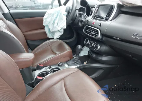 2016 Fiat 500X Trekking Plus из США, поврежденный, VIN ZFBCFYET2GP474503